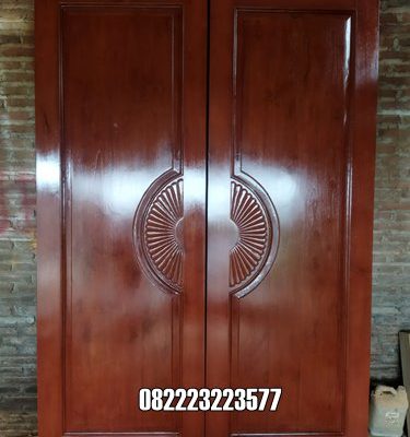 Daun Pintu Kupu Tarung Double Swing Motif Ukiran Simple Kayu Jati